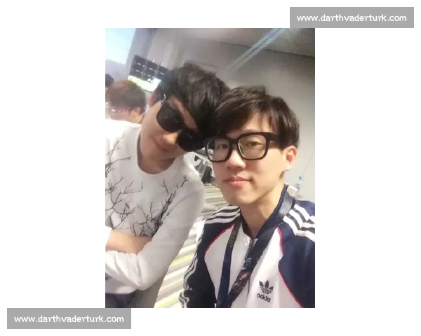 电竞资讯前沿观察全球顶级赛事动态与豪门战队风云全景深度解析